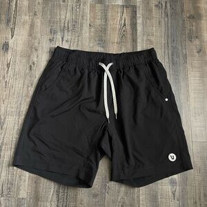 Men’s Vuori Kore shorts